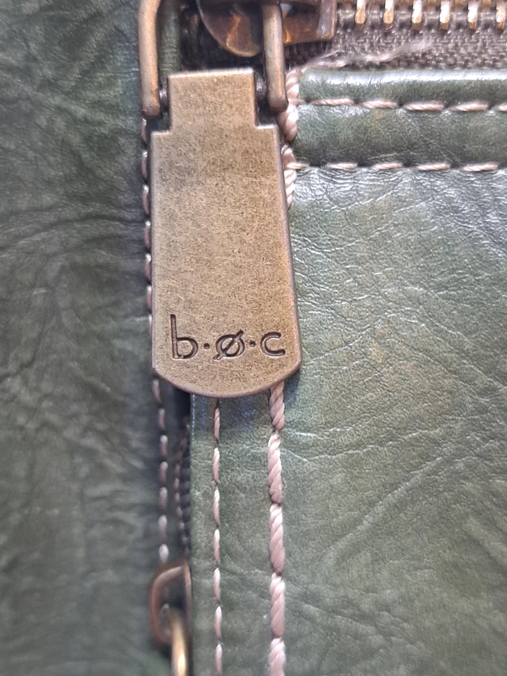 Born Concept Organizer Crossbody Bag with Front Pocket